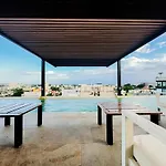 Modern 2-Bedroom, 2-Bath Apartment In The Heart Of Playa Del Carmen- Arenis Condos