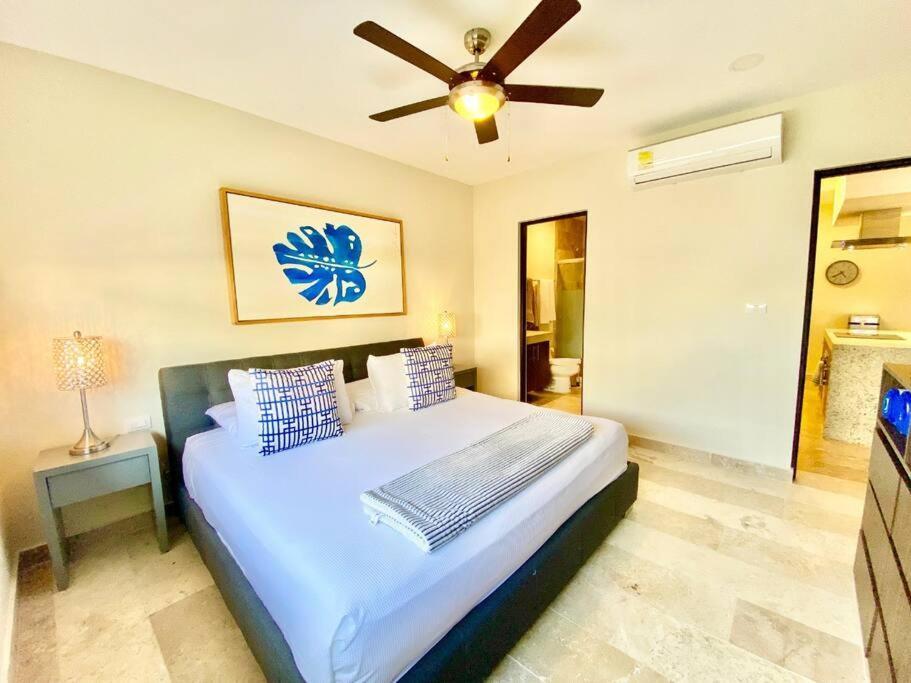 Modern 2-bedroom, 2-bath In The Heart Of Playa Del Carmen- Arenis Apartamento Playa del Carmen
